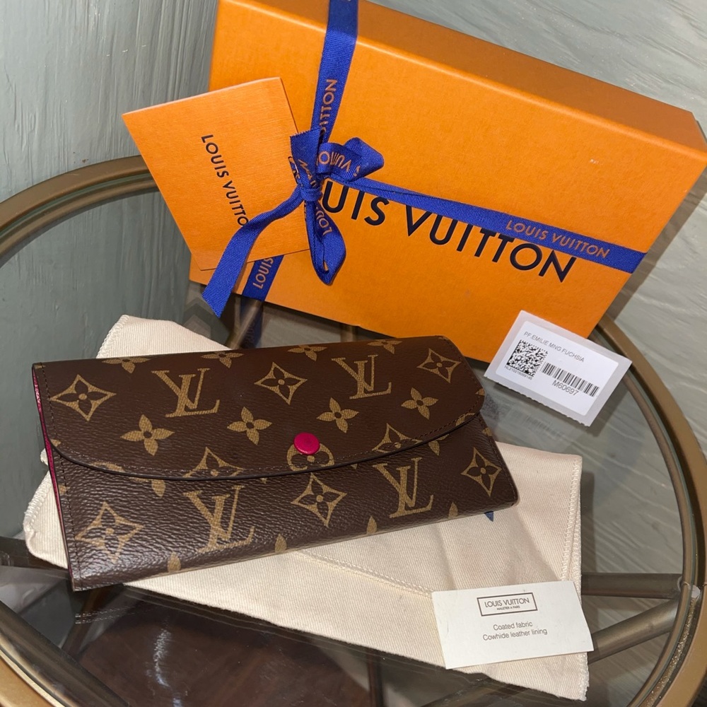 Emilie wallet